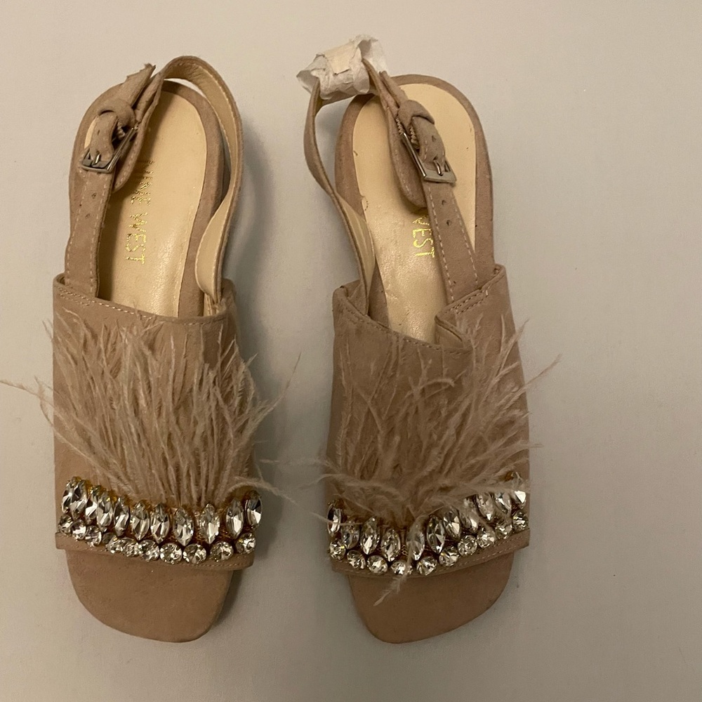 Nine West Sandal Size 4 1/2